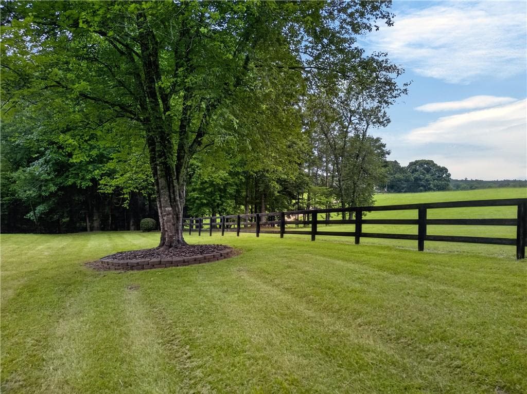 4 bedroom, 6 bathroom, 4,685 sq ft single family residence under contract at 2404 Corinth Poseyville Road, Bremen, GA 30110 — photo 7