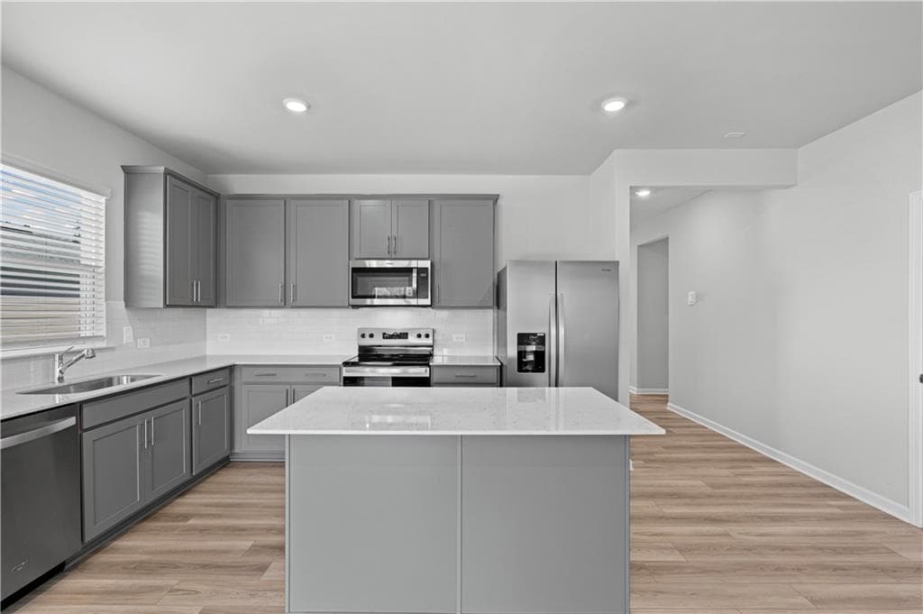 4 bedroom, 2 bathroom, 1,838 sq ft single family residence for sale at 3123 Orwell Drive, Gainesville, GA 30507 — photo 5