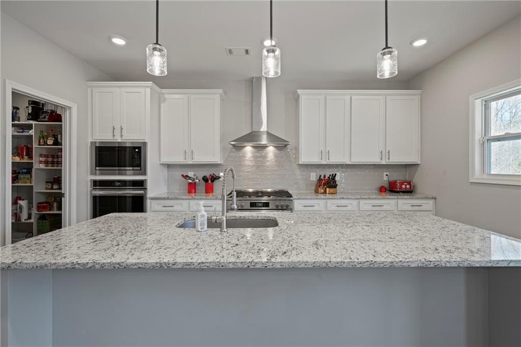 5 bedroom, 5 bathroom, 5,129 sq ft single family residence for sale at 2046 Mill Pond Court, Jefferson, GA 30549 — photo 9