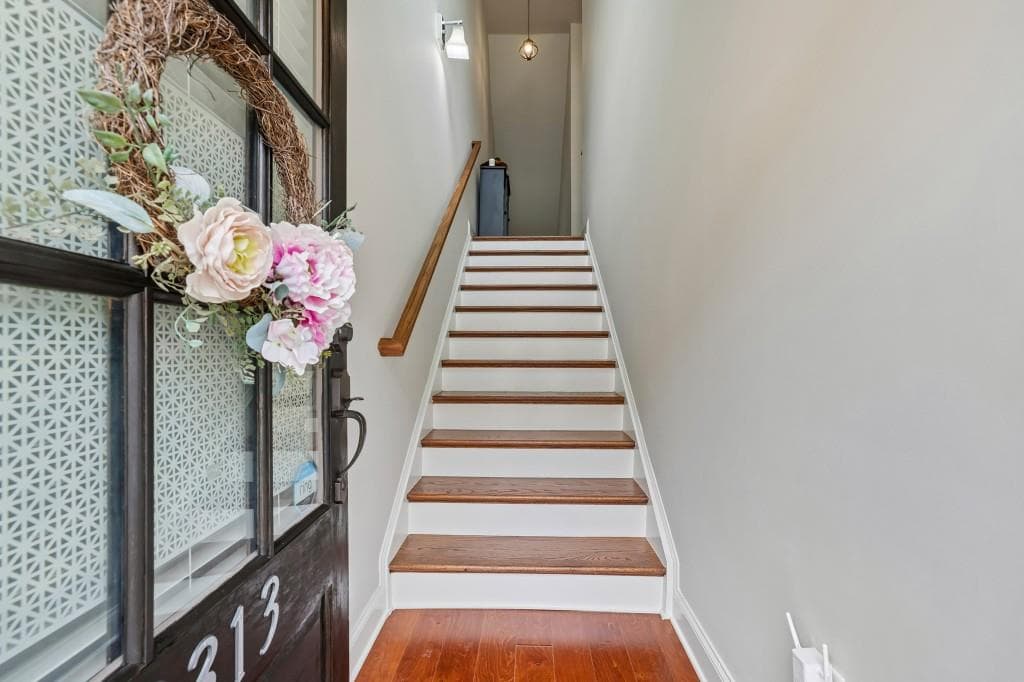 4 bedroom, 4 bathroom, 2,400 sq ft townhouse for sale at 3313 Sangster Way, Decatur, GA 30032 — photo 3