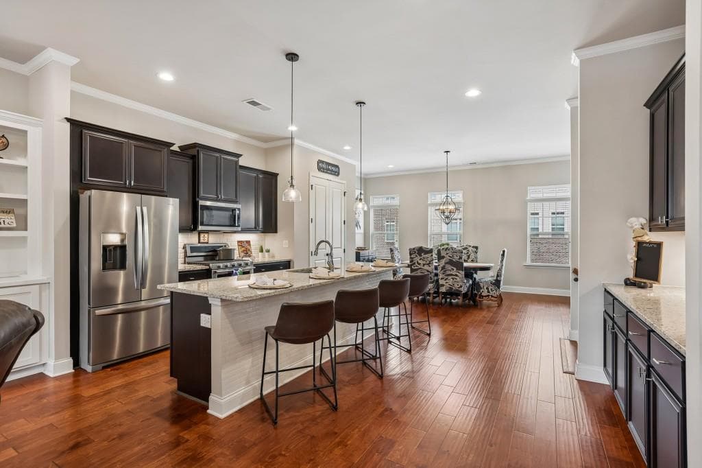 4 bedroom, 4 bathroom, 2,400 sq ft townhouse for sale at 3313 Sangster Way, Decatur, GA 30032 — photo 9