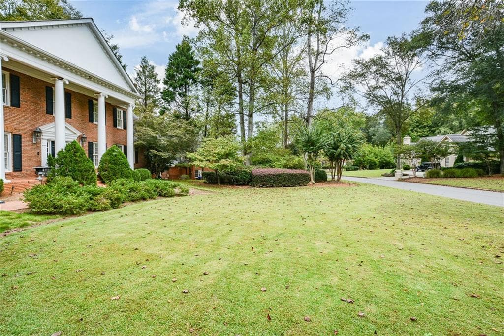 6 bedroom, 7 bathroom single family residence for rent at 1640 Lazy River Lane, Sandy Springs, GA 30350 for $9,995 a month — photo 5