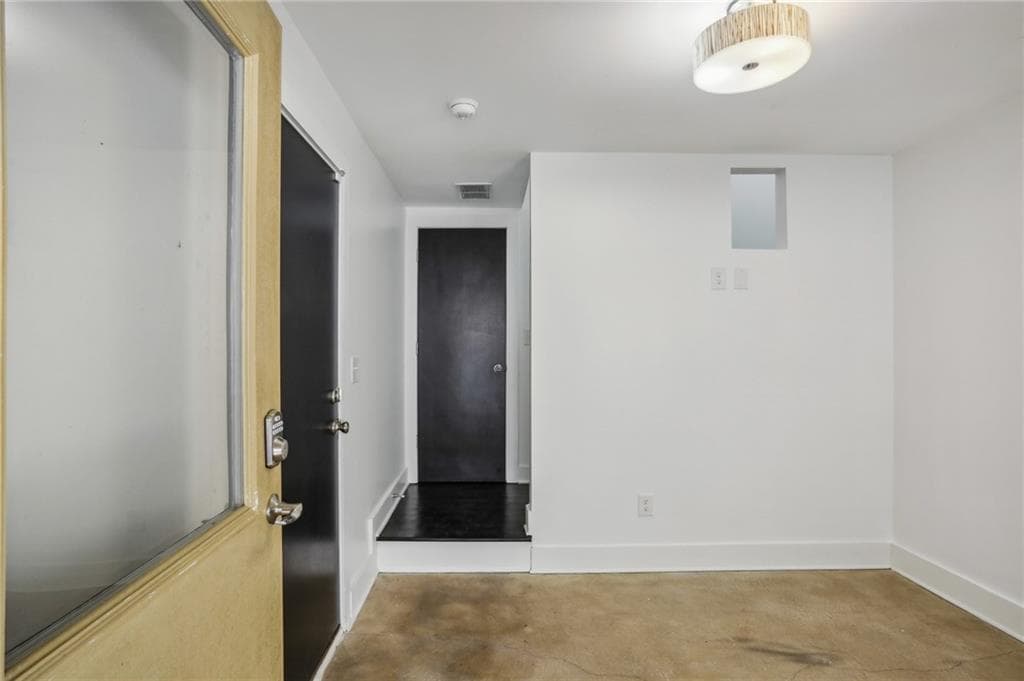 4 bedroom, 3 bathroom, 2,004 sq ft townhouse for rent at 21 Skyline Way, Atlanta, GA 30307 for $3,800 a month — photo 8