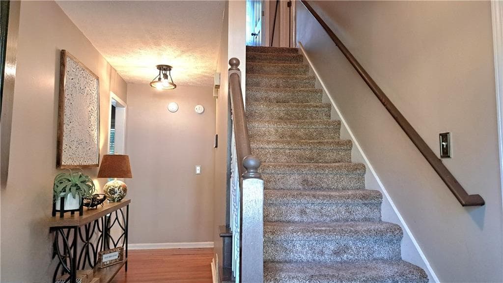 3 bedroom, 4 bathroom, 2,134 sq ft single family residence for sale at 110 Acorn Drive, Mcdonough, GA 30253 — photo 10