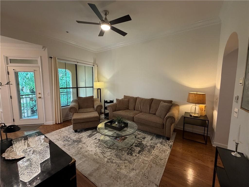 1 bedroom, 1 bathroom, 919 sq ft condominium for rent at 3777 Peachtree Road 1234, Brookhaven, GA 30319 for $1,895 a month — photo 4