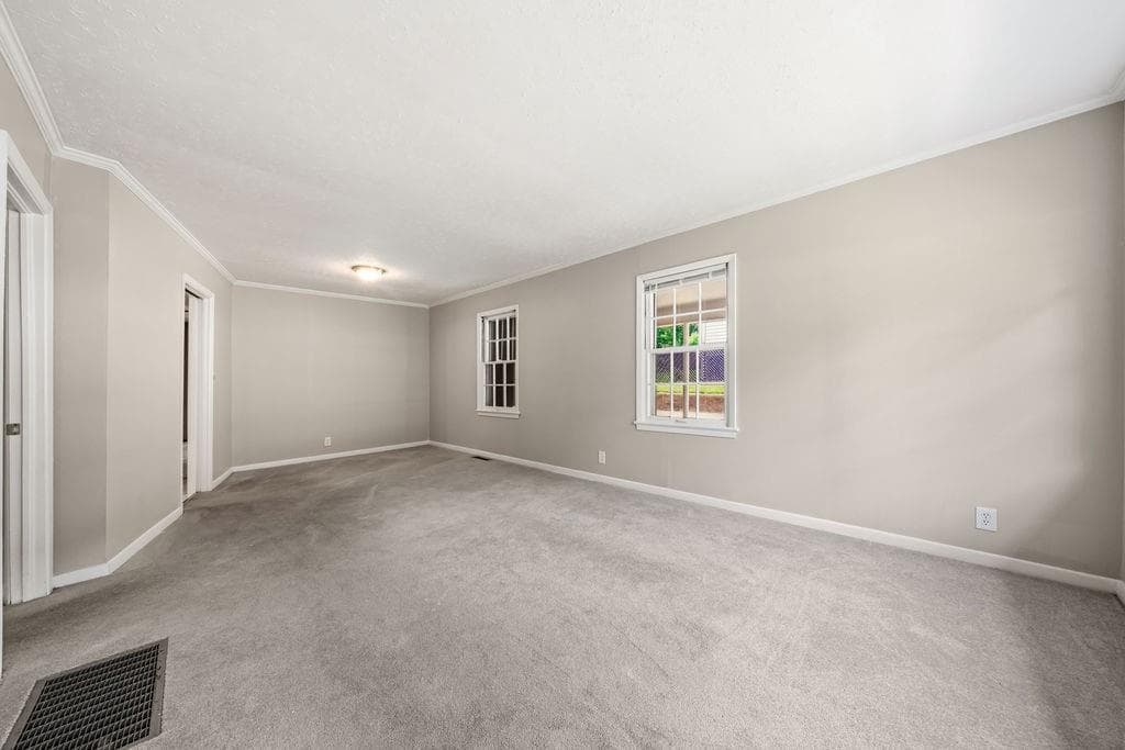 3 bedroom, 2 bathroom, 1,425 sq ft single family residence under contract at 1981 Judy Circle, Marietta, GA 30060 — photo 5