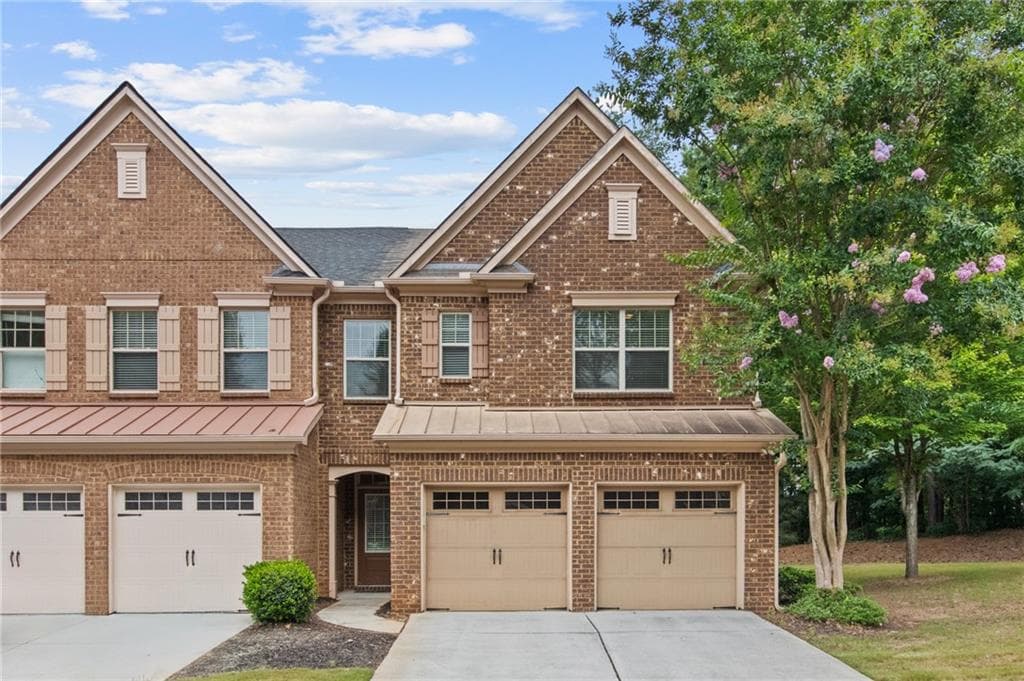 3 bedroom, 3 bathroom, 2,432 sq ft townhouse sold at 1830 Caswell Parkway 50, Marietta, GA 30060