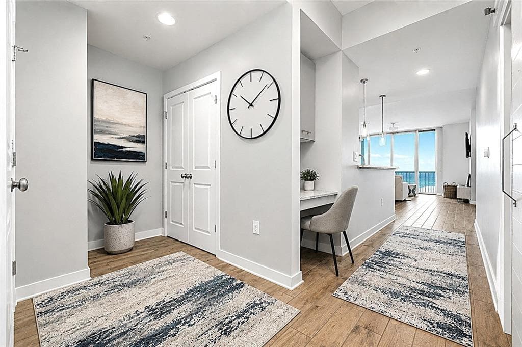2 bedroom, 2 bathroom, 1,495 sq ft condominium under contract at 3300 Windy Ridge Parkway 1112, Atlanta, GA 30339 — photo 4