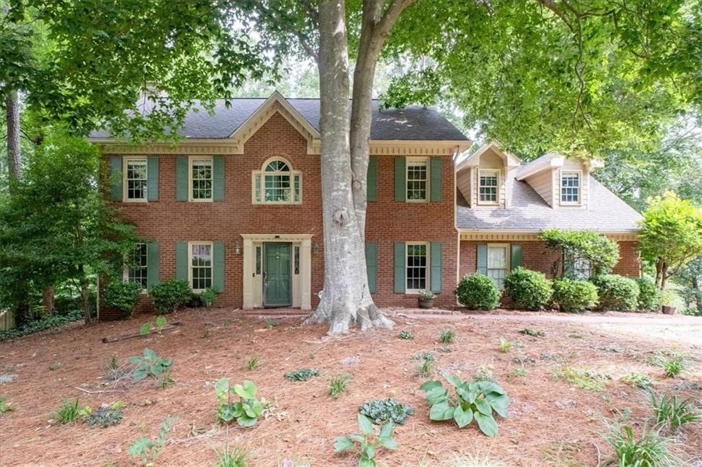 5 bedroom, 3 bathroom, 2,764 sq ft single family residence for sale at 4903 Thornwood Knoll, Acworth, GA 30102 — photo 3
