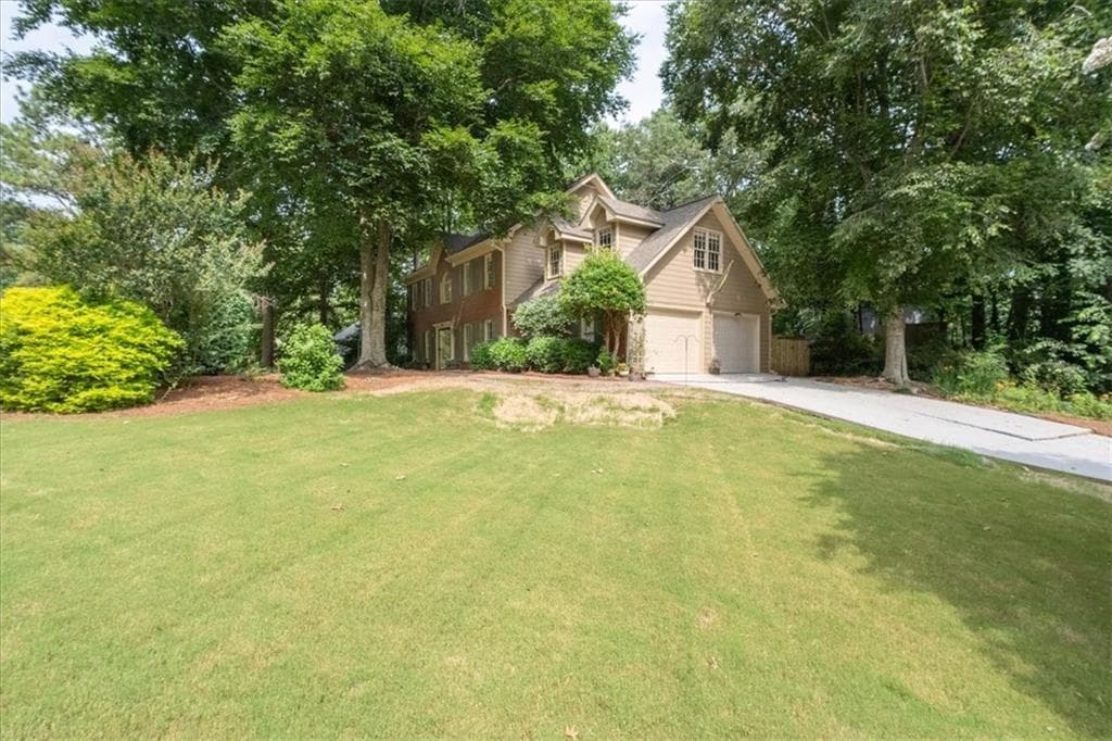 5 bedroom, 3 bathroom, 2,764 sq ft single family residence for sale at 4903 Thornwood Knoll, Acworth, GA 30102 — photo 6