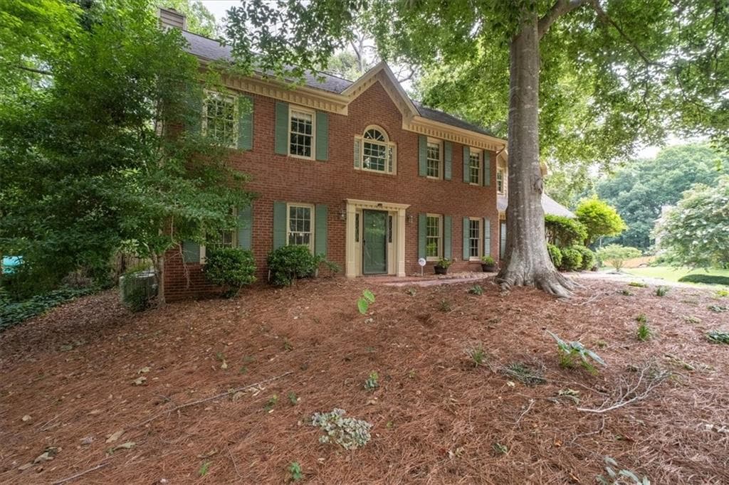 5 bedroom, 3 bathroom, 2,764 sq ft single family residence for sale at 4903 Thornwood Knoll, Acworth, GA 30102 — photo 2
