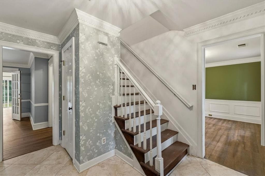 5 bedroom, 3 bathroom, 2,764 sq ft single family residence for sale at 4903 Thornwood Knoll, Acworth, GA 30102 — photo 7