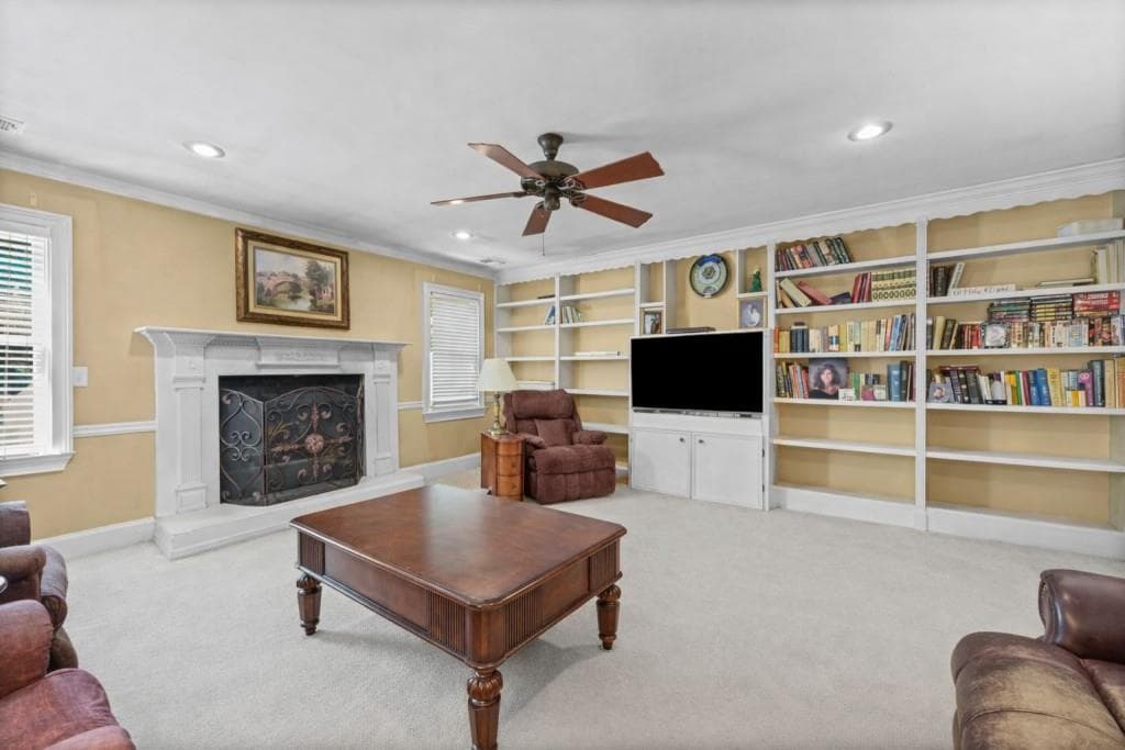 4 bedroom, 4 bathroom, 5,126 sq ft single family residence for sale at 1530 Woodstock Road, Roswell, GA 30075 — photo 5