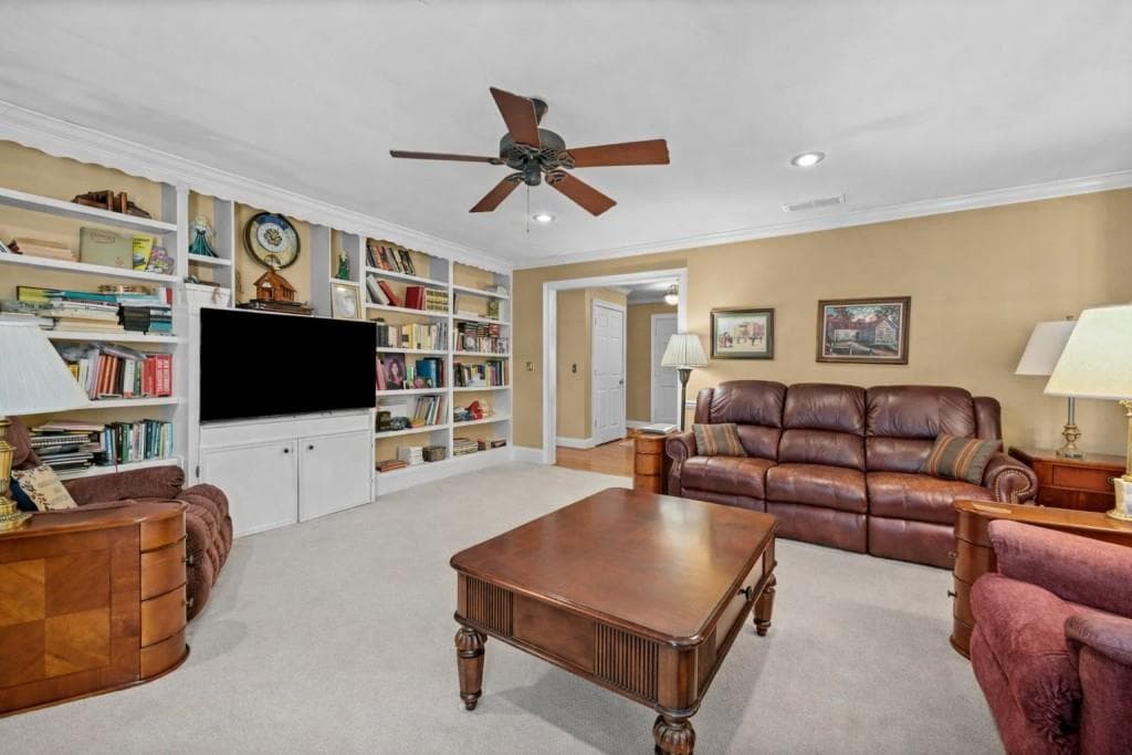 4 bedroom, 4 bathroom, 5,126 sq ft single family residence for sale at 1530 Woodstock Road, Roswell, GA 30075 — photo 6
