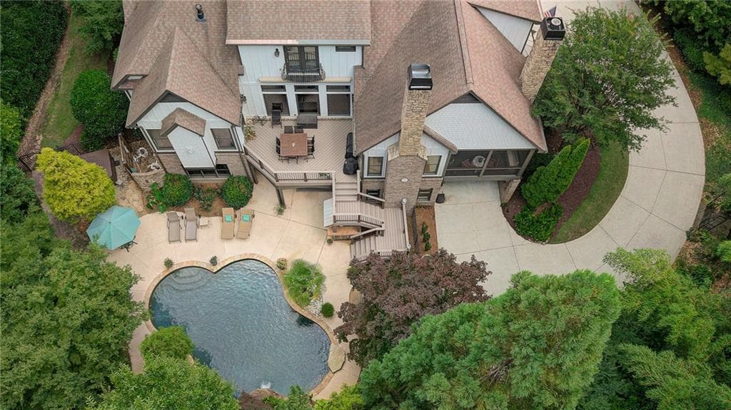 7 bedroom, 7 bathroom, 7,251 sq ft single family residence under contract at 1900 Danforth Pointe Drive, Marietta, GA 30066 — photo 10