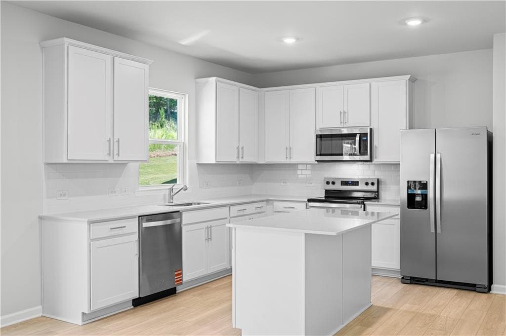 3 bedroom, 3 bathroom, 2,068 sq ft single family residence for sale at 3127 Orwell Drive, Gainesville, GA 30507 — photo 6