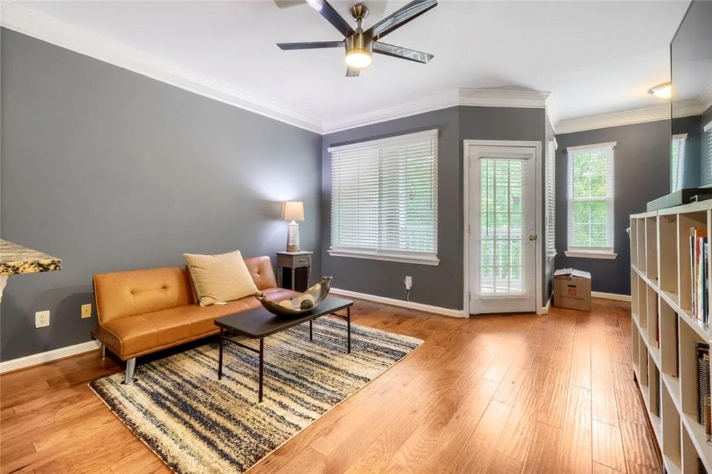 1 bedroom, 1 bathroom, 880 sq ft condominium for sale at 1752 Pryor Road 311, Atlanta, GA 30315 — photo 5