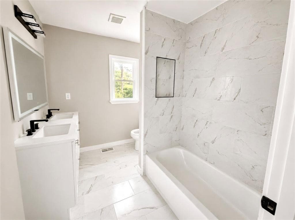 4 bedroom, 2 bathroom, 1,646 sq ft single family residence for sale at 481 Hammond Drive, Atlanta, GA 30328 — photo 6