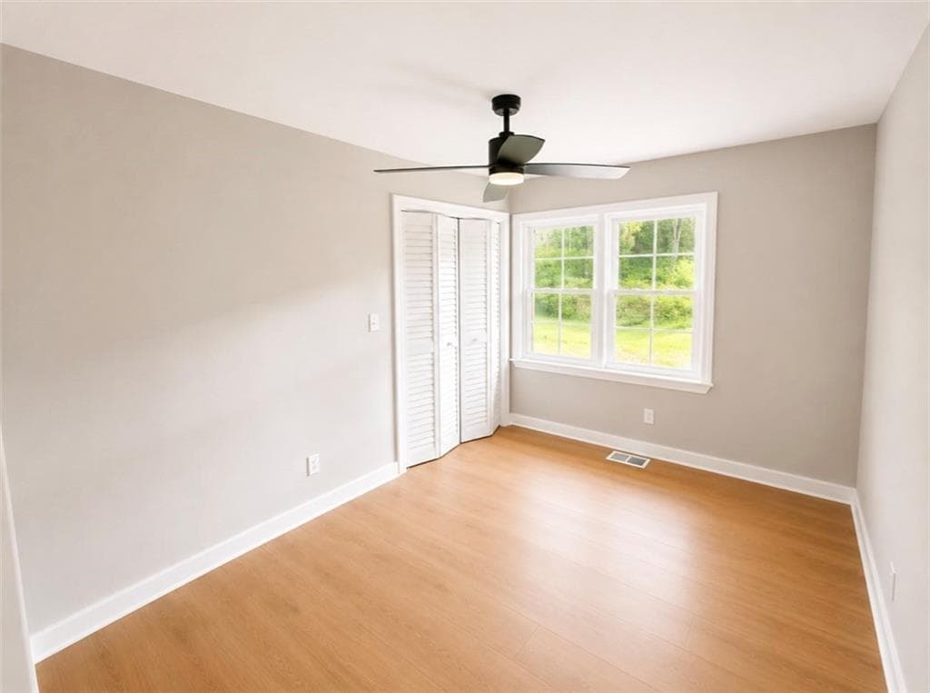 4 bedroom, 2 bathroom, 1,646 sq ft single family residence for sale at 481 Hammond Drive, Atlanta, GA 30328 — photo 10
