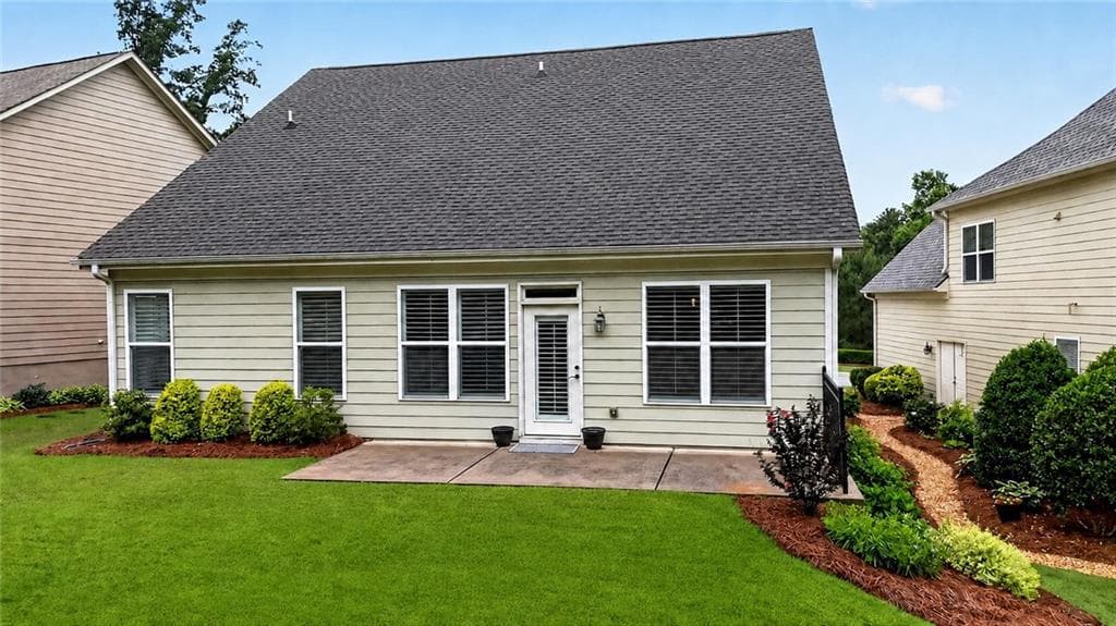 2 bedroom, 2 bathroom, 1,690 sq ft single family residence for sale at 3389 Cresswind Parkway, Gainesville, GA 30504 — photo 2