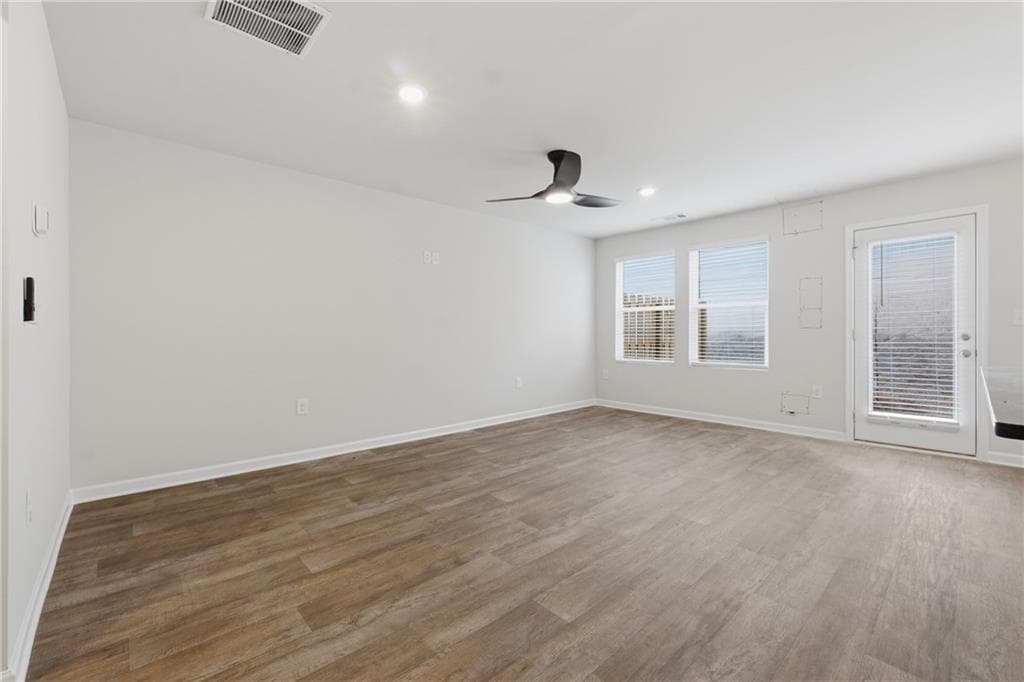 3 bedroom, 3 bathroom, 1,579 sq ft townhouse under contract at 206 Norchester Avenue, Hogansville, GA 30230 — photo 6