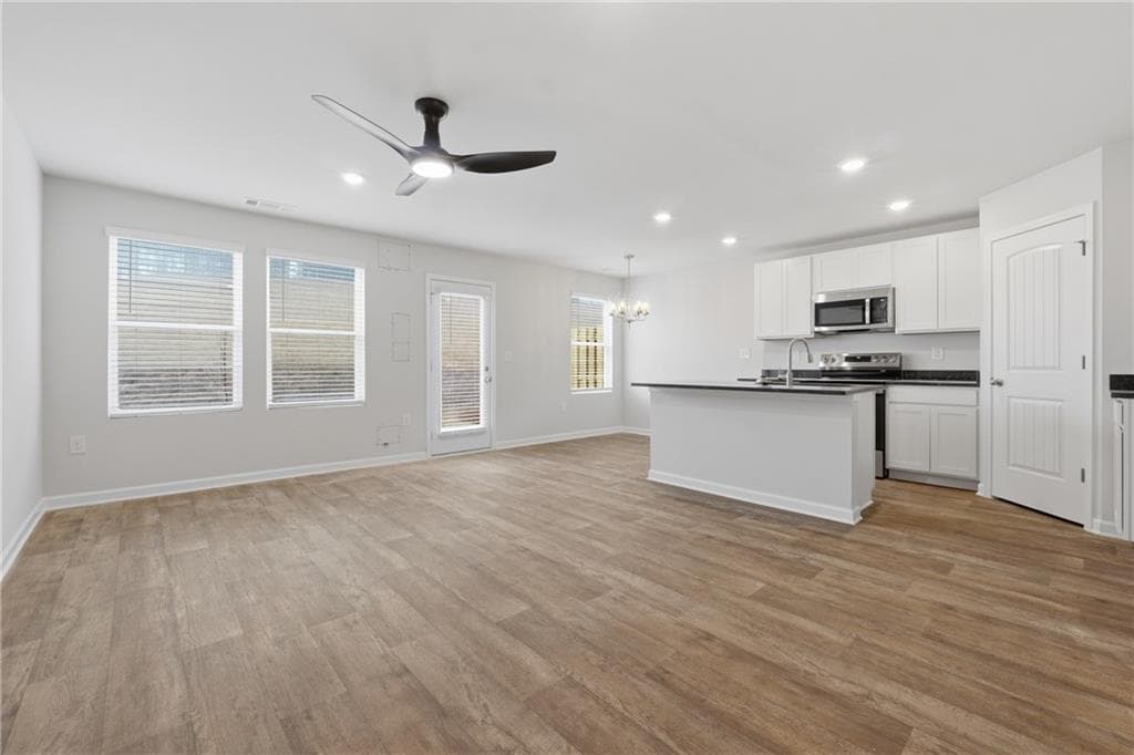 3 bedroom, 3 bathroom, 1,579 sq ft townhouse under contract at 206 Norchester Avenue, Hogansville, GA 30230 — photo 7