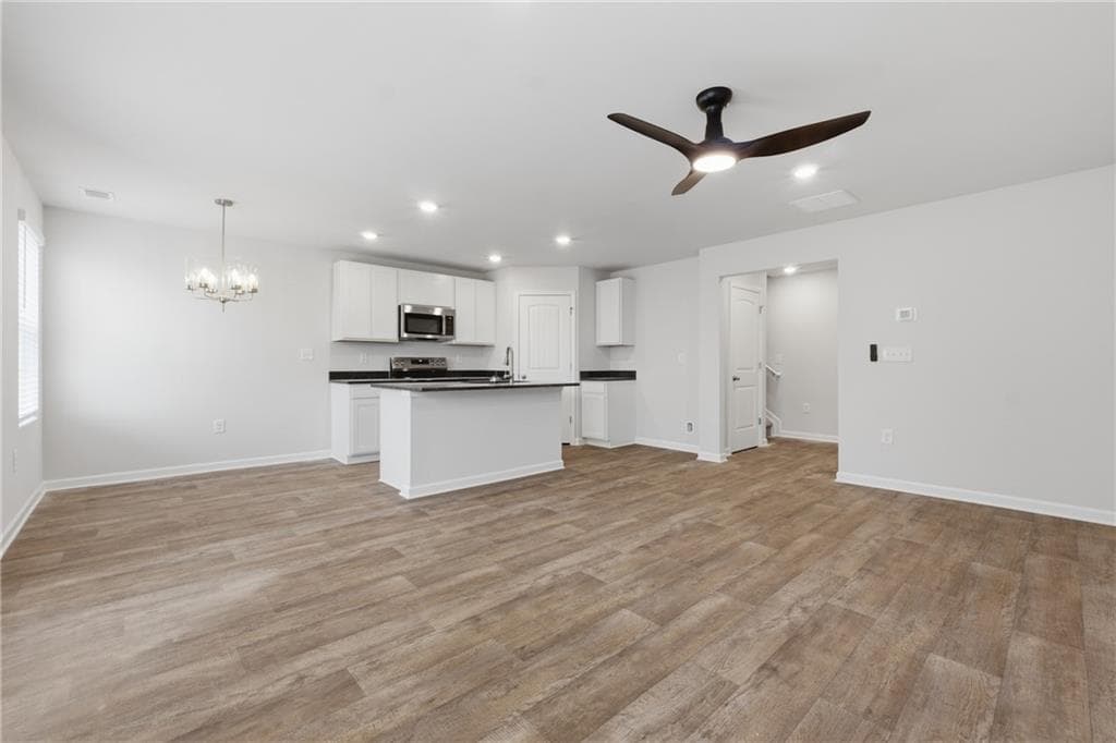 3 bedroom, 3 bathroom, 1,579 sq ft townhouse under contract at 206 Norchester Avenue, Hogansville, GA 30230 — photo 8