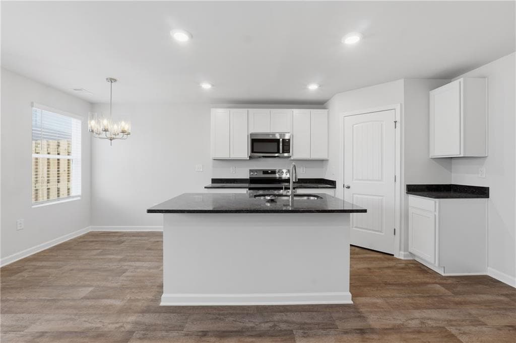 3 bedroom, 3 bathroom, 1,579 sq ft townhouse under contract at 206 Norchester Avenue, Hogansville, GA 30230 — photo 9