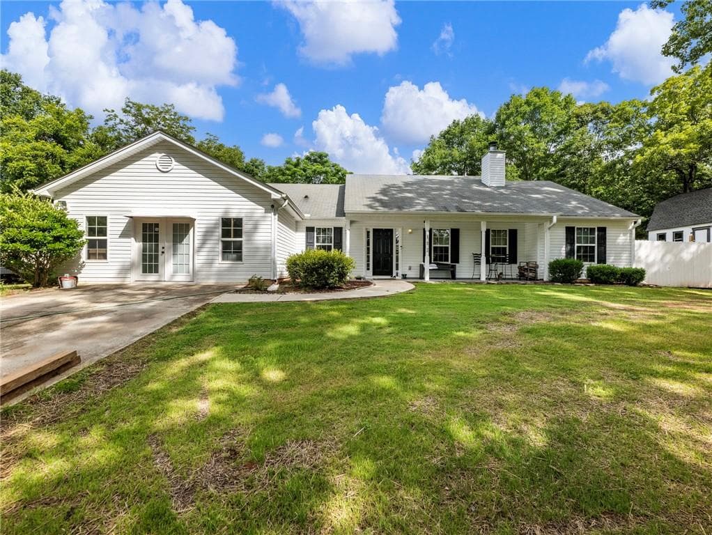 3 bedroom, 3 bathroom, 2,551 sq ft single family residence for sale at 152 Carl Cedar Hill Road, Winder, GA 30680
