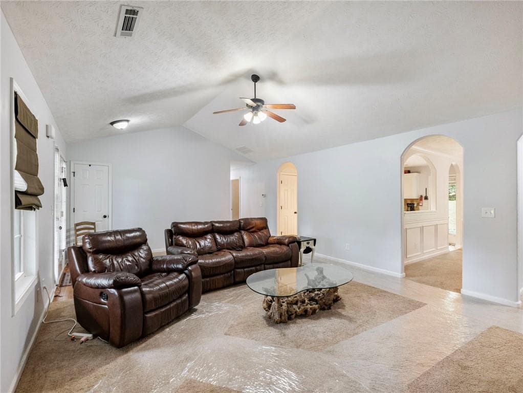 3 bedroom, 3 bathroom, 2,551 sq ft single family residence for sale at 152 Carl Cedar Hill Road, Winder, GA 30680 — photo 4