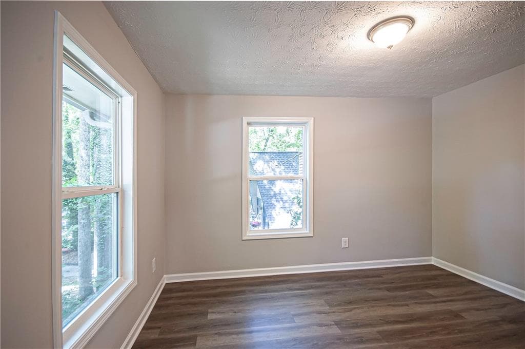 3 bedroom, 2 bathroom, 1,287 sq ft single family residence for sale at 8454 Hightower Trail, Snellville, GA 30039 — photo 9