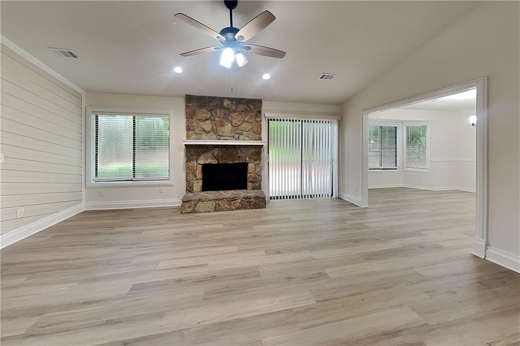 3 bedroom, 2 bathroom, 2,023 sq ft single family residence for rent at 1110 Lake Drive, Roswell, GA 30075 for $3,300 a month — photo 2