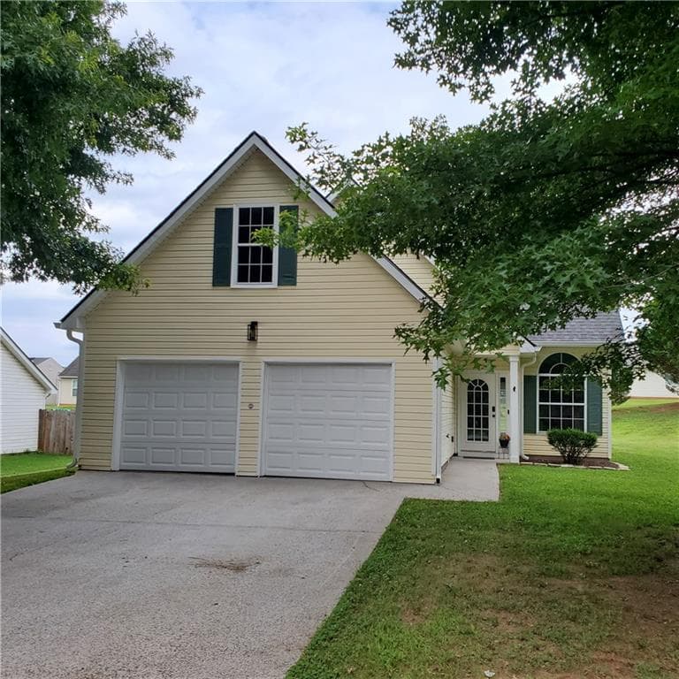5 bedroom, 3 bathroom, 2,300 sq ft single family residence for sale at 833 Kendall Park Drive, Winder, GA 30680 — photo 3