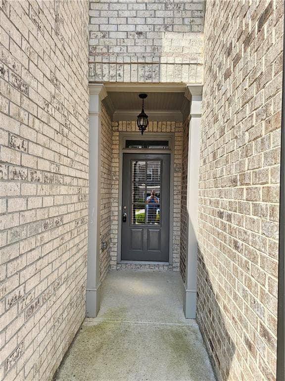 3 bedroom, 3 bathroom, 1,918 sq ft townhouse for sale at 2364 Morgan Place Drive, Buford, GA 30519 — photo 2