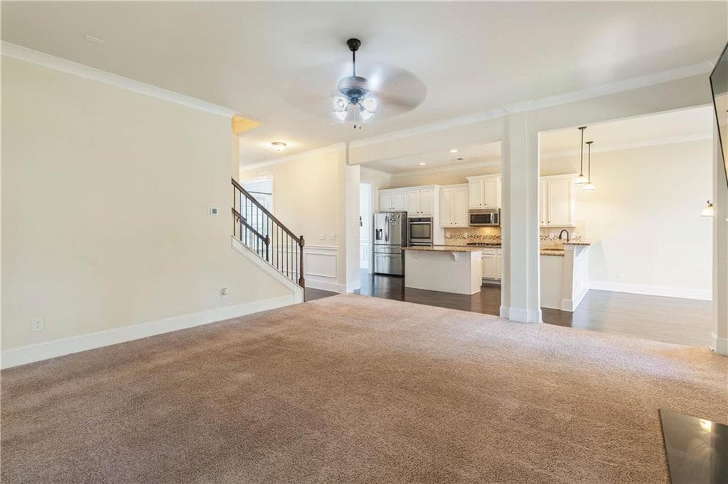5 bedroom, 4 bathroom, 3,600 sq ft single family residence under contract at 6857 Louis Drive, Locust Grove, GA 30248 — photo 4