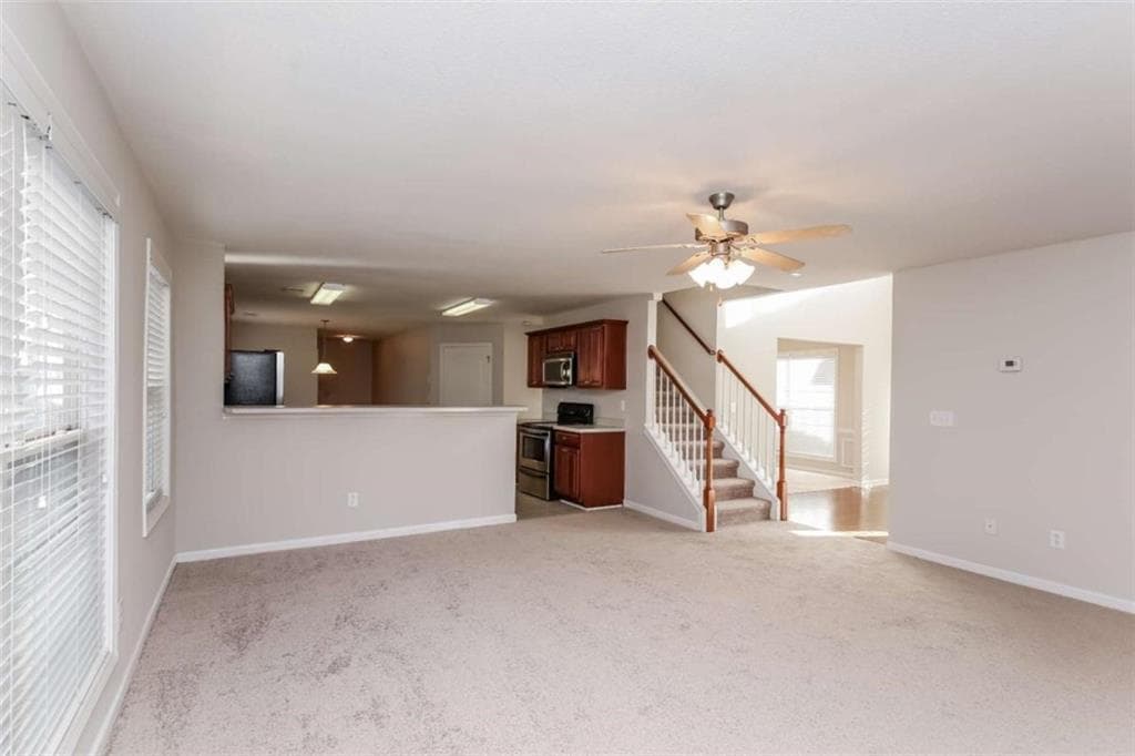 3 bedroom, 3 bathroom, 2,800 sq ft single family residence for sale at 2581 Bald Cypress Drive, Braselton, GA 30517 — photo 7
