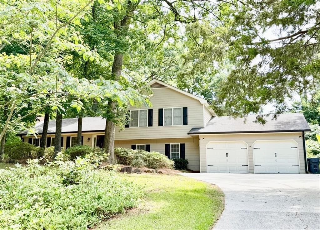 3 bedroom, 2 bathroom, 2,155 sq ft single family residence sold at 234 Devant Place, Lilburn, GA 30047