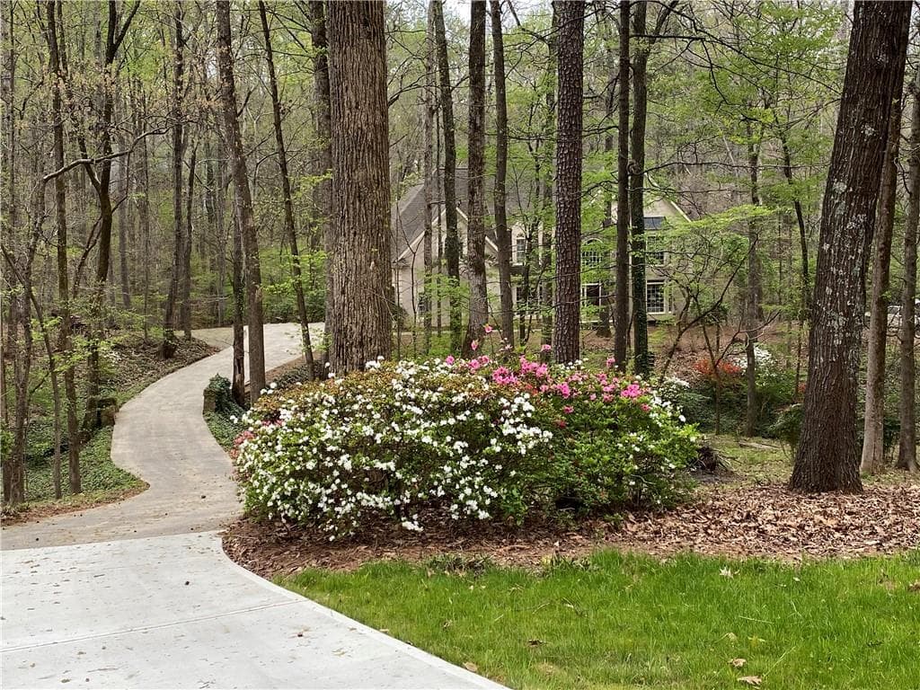 5 bedroom, 5 bathroom, 4,750 sq ft single family residence for sale at 281 Oak Hammock Drive, Kennesaw, GA 30152 — photo 3