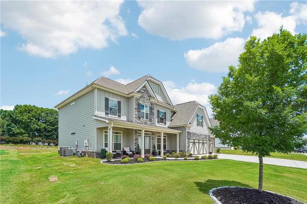 5 bedroom, 3 bathroom, 3,559 sq ft single family residence for sale at 2774 Porches Lane, Dacula, GA 30019 — photo 4
