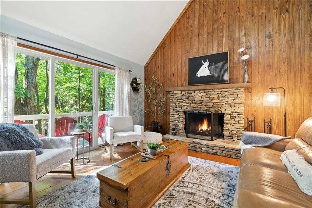 3 bedroom, 2 bathroom, 1,370 sq ft single family residence for sale at 118 Soaring Hawk Circle, Big Canoe, GA 30143 — photo 7