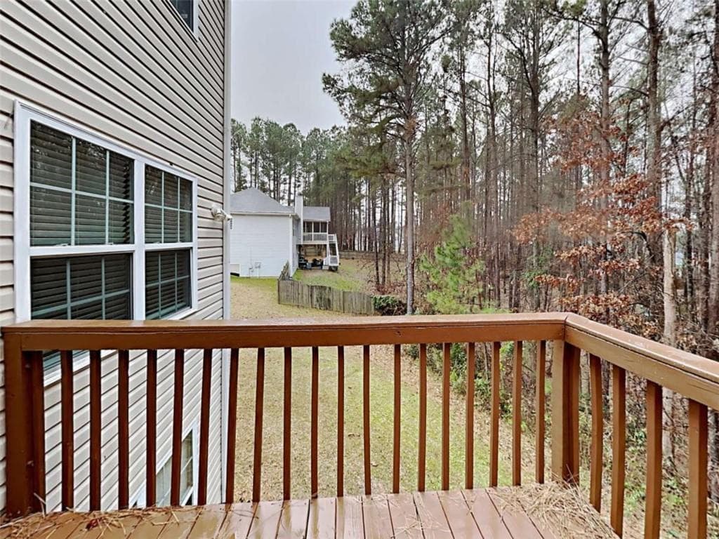 4 bedroom, 3 bathroom, 2,000 sq ft single family residence for sale at 70 S Beckman Court, Dallas, GA 30132 — photo 3