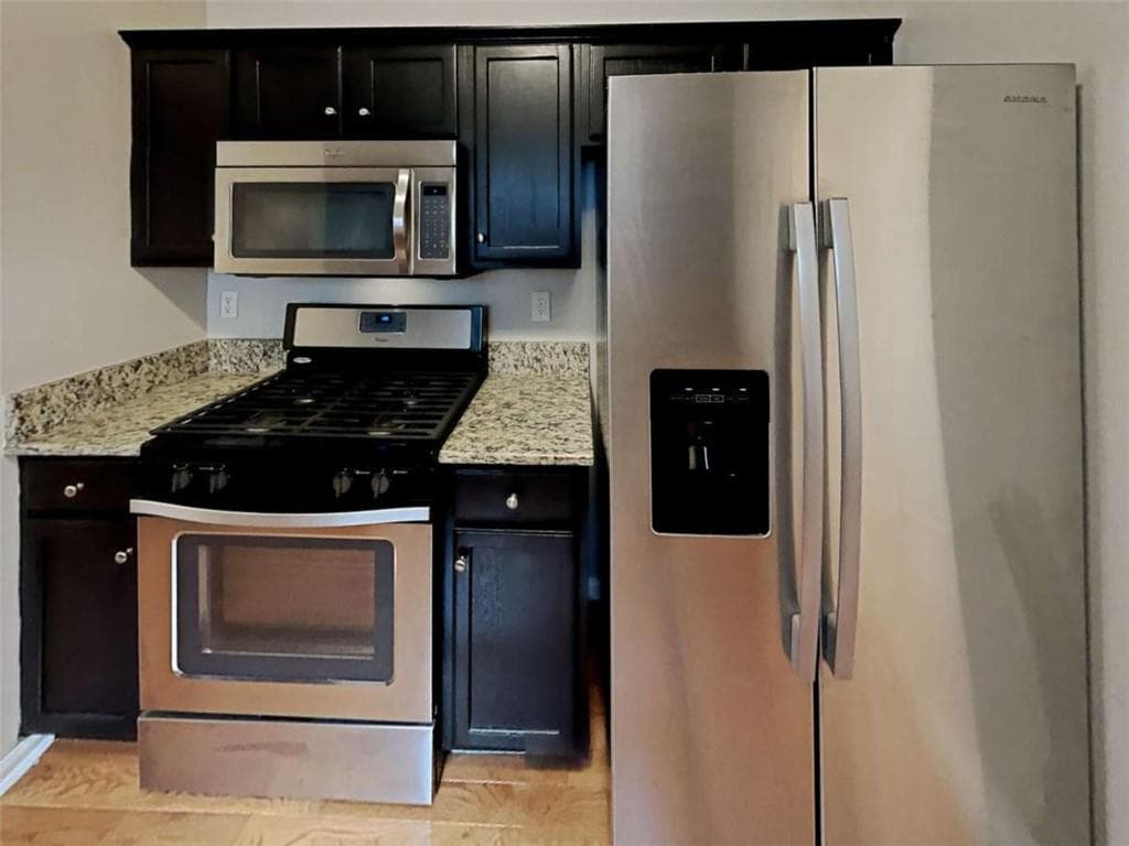 4 bedroom, 3 bathroom, 2,000 sq ft single family residence for sale at 70 S Beckman Court, Dallas, GA 30132 — photo 9