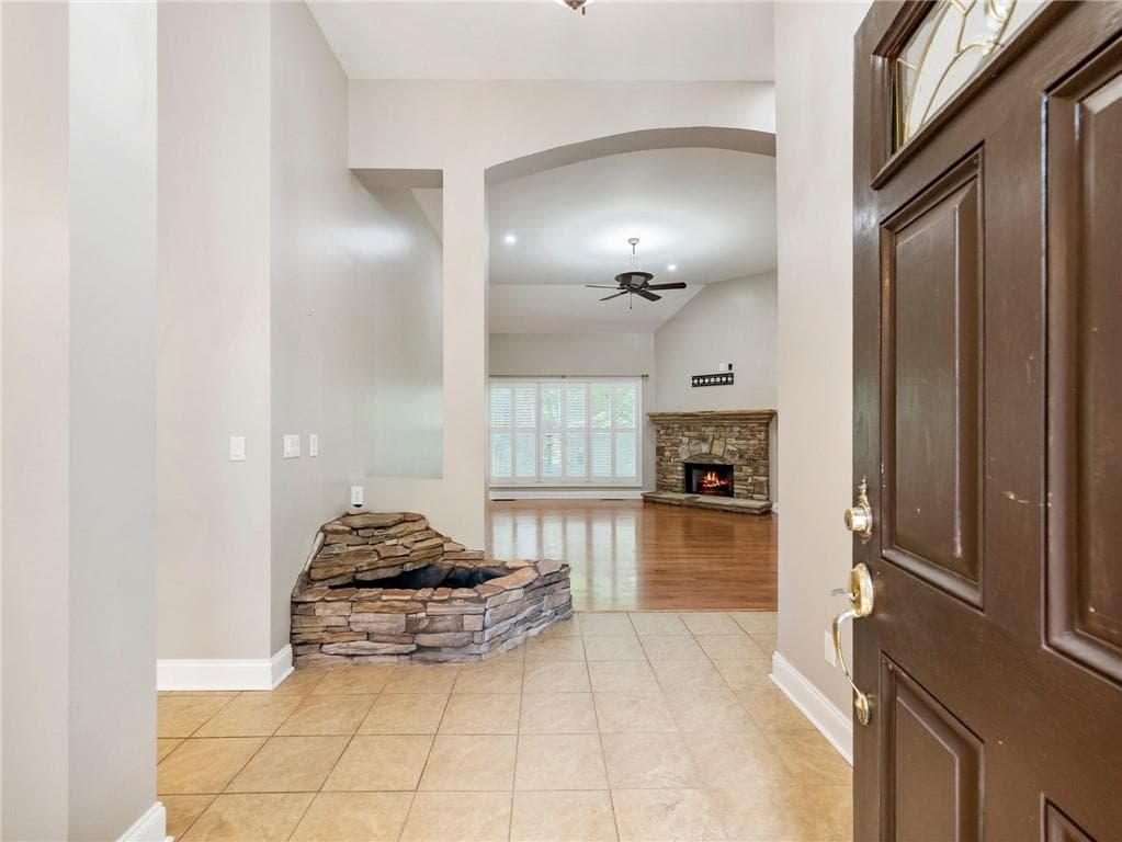 5 bedroom, 3 bathroom, 4,087 sq ft single family residence for sale at 4857 Netherlands Place, Flowery Branch, GA 30542 — photo 2