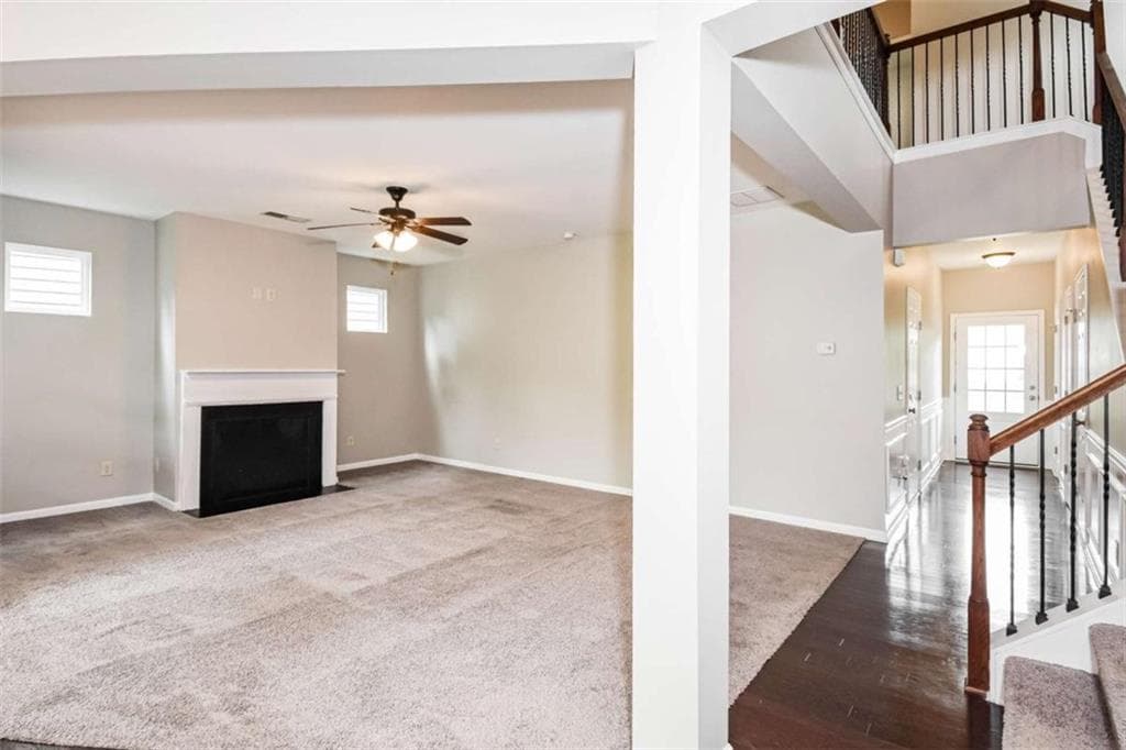 5 bedroom, 4 bathroom, 2,800 sq ft single family residence under contract at 109 Cessna Drive, Canton, GA 30114 — photo 8