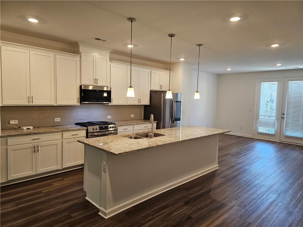 4 bedroom, 4 bathroom, 2,249 sq ft townhouse for rent at 3529 Settlement Road, Tucker, GA 30084 for $2,800 a month — photo 3