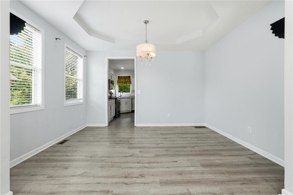 5 bedroom, 3 bathroom, 4,698 sq ft single family residence for sale at 5927 Hendrix Lane, Mableton, GA 30126 — photo 6