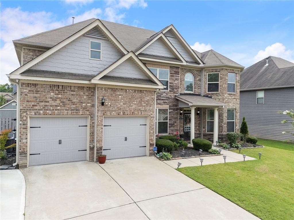 5 bedroom, 4 bathroom, 3,598 sq ft single family residence for sale at 195 ECHOLS Way, Acworth, GA 30101 — photo 2