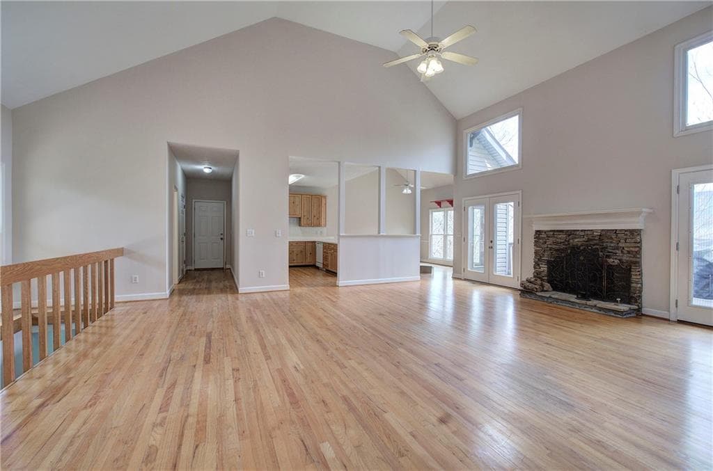 3 bedroom, 4 bathroom, 3,006 sq ft single family residence for sale at 207 Stone Ridge Court, Jasper, GA 30143 — photo 7