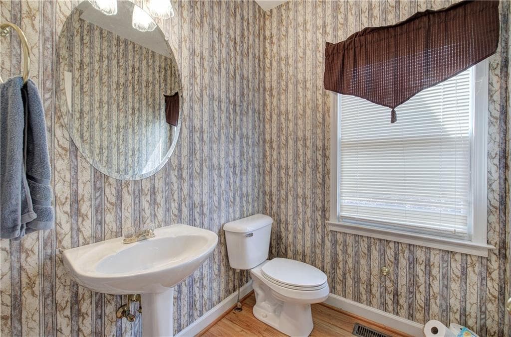3 bedroom, 4 bathroom, 3,006 sq ft single family residence for sale at 207 Stone Ridge Court, Jasper, GA 30143 — photo 9