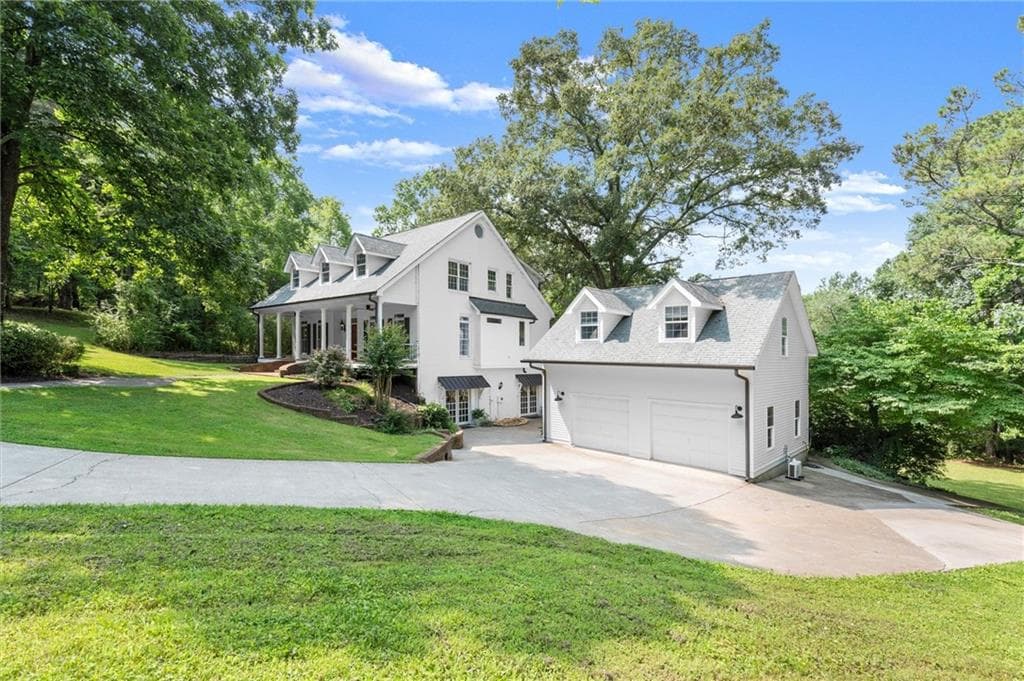 6 bedroom, 5 bathroom, 5,458 sq ft single family residence for sale at 4743 Waleska Highway 108, Jasper, GA 30143 — photo 4